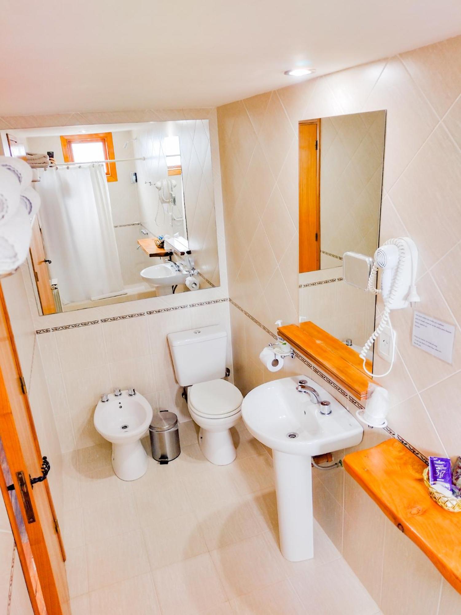 Hotel Y Cabanas Casa De Piedra Тревелін Екстер'єр фото