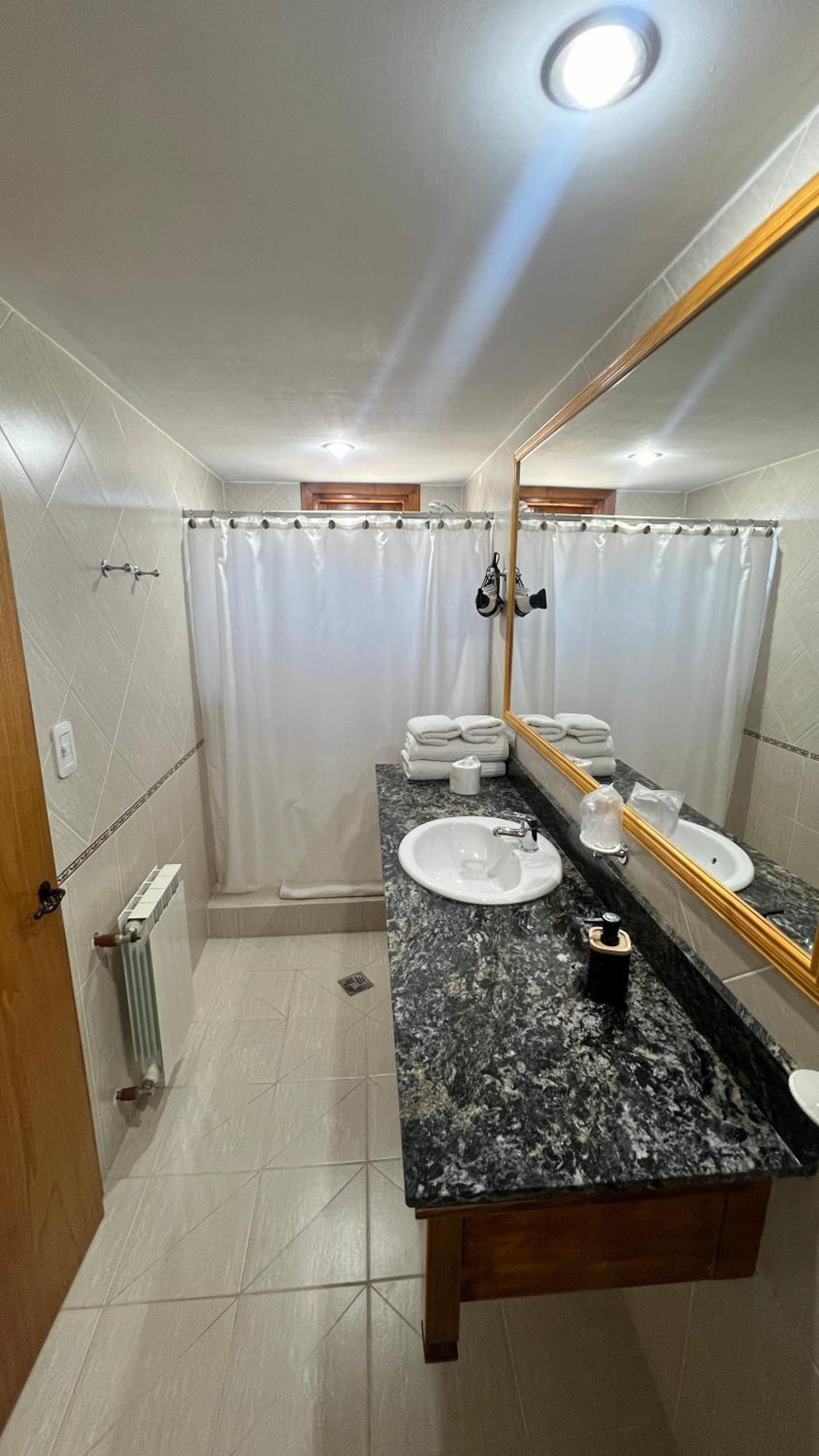 Hotel Y Cabanas Casa De Piedra Тревелін Екстер'єр фото