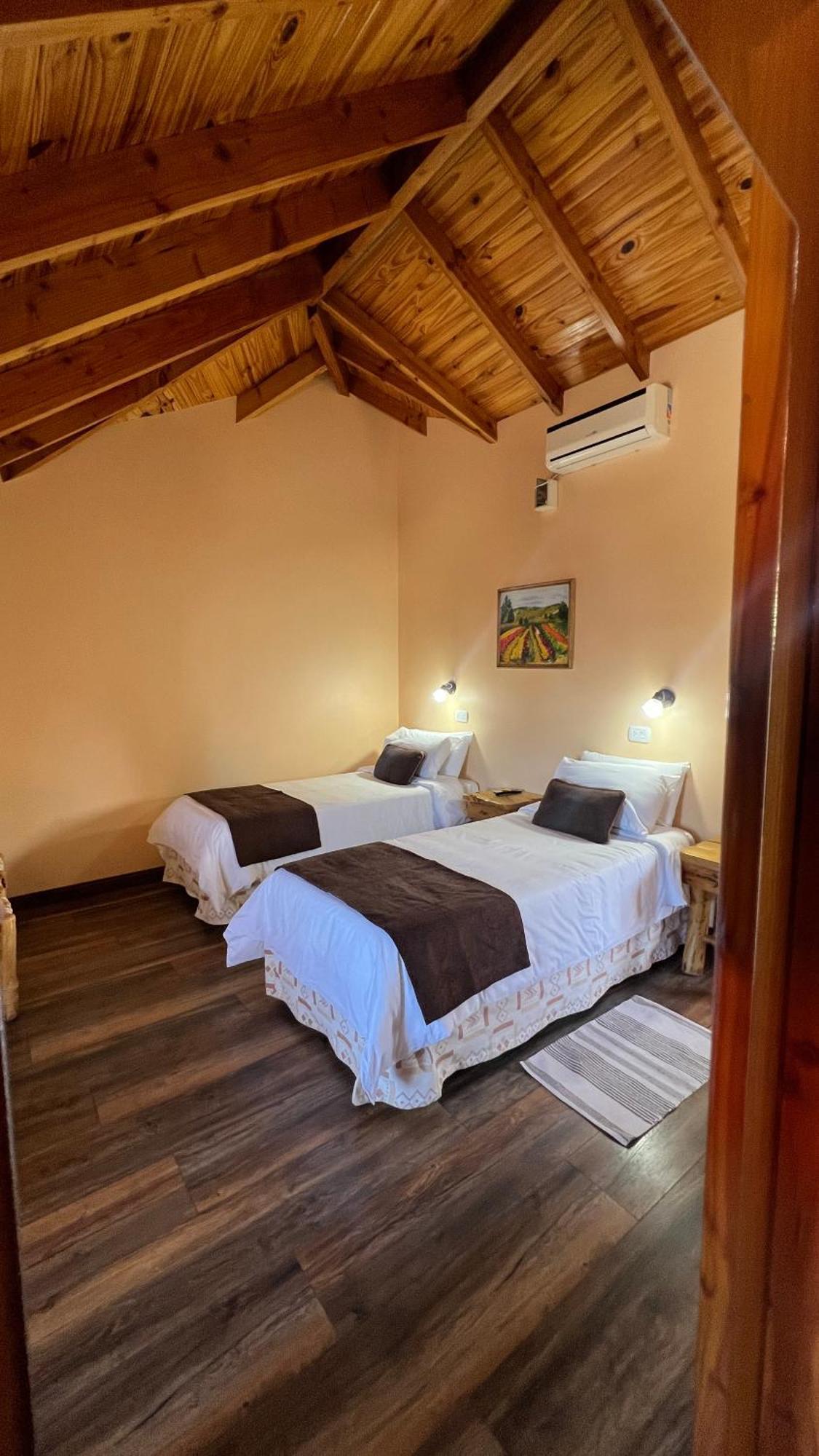 Hotel Y Cabanas Casa De Piedra Тревелін Екстер'єр фото