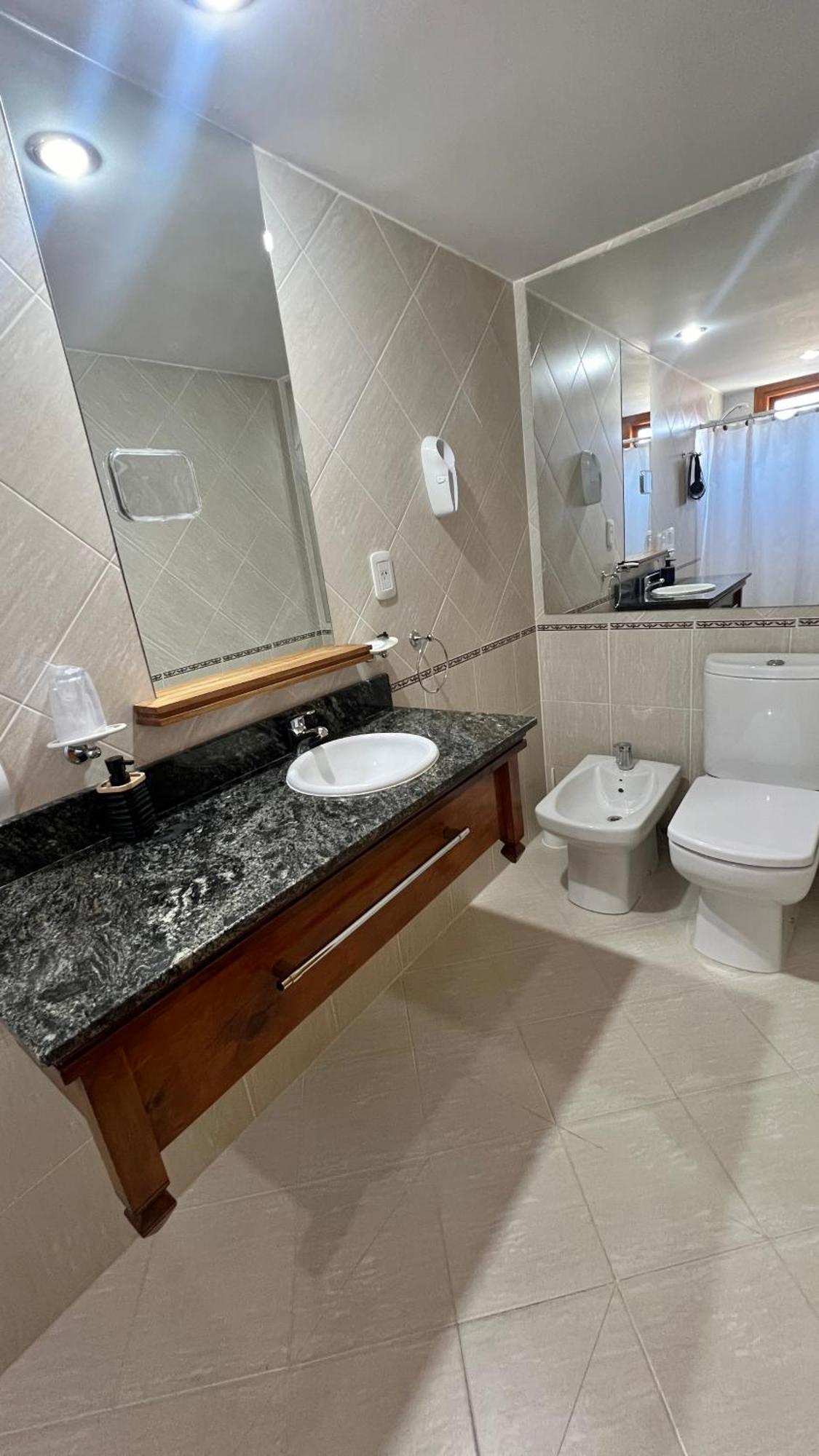 Hotel Y Cabanas Casa De Piedra Тревелін Екстер'єр фото